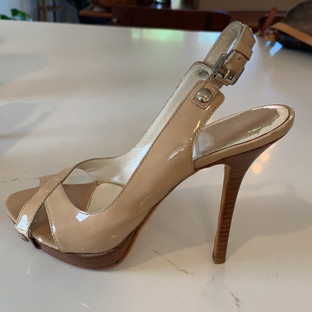 Christian Dior patent leather platform pumps - Picture 6 of 16